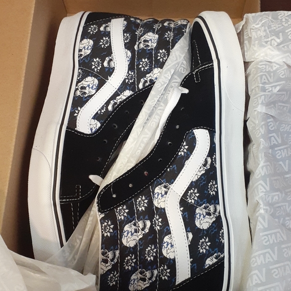 Van's Hi-tops - Picture 3 of 5